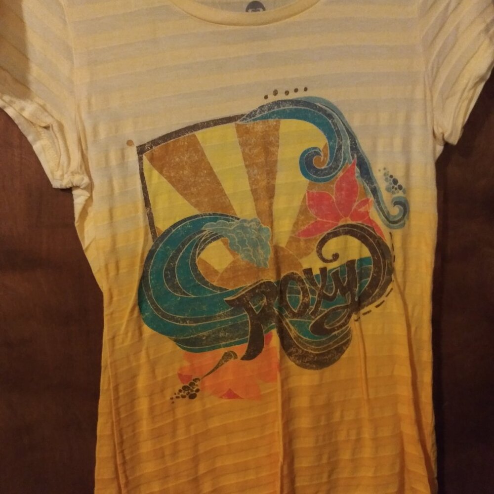 Woman's tee